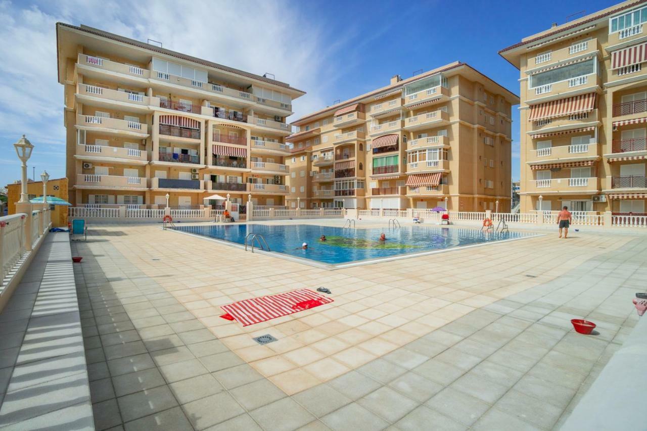 Apartment Sunny La Mata لا ماتا المظهر الخارجي الصورة